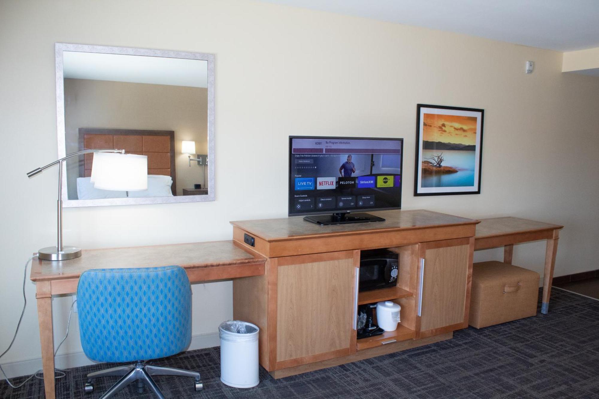 Hampton Inn & Suites Big Rapids, Mi Exterior foto