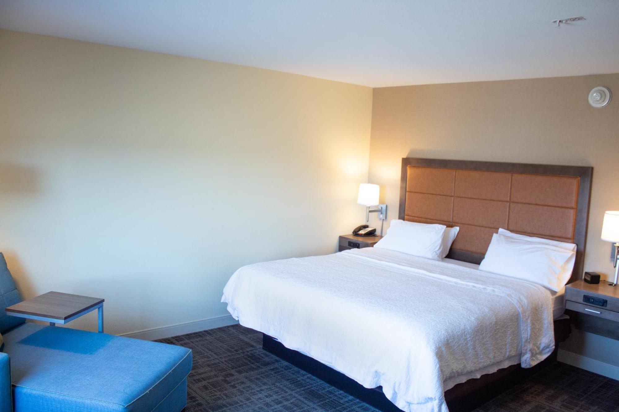 Hampton Inn & Suites Big Rapids, Mi Exterior foto