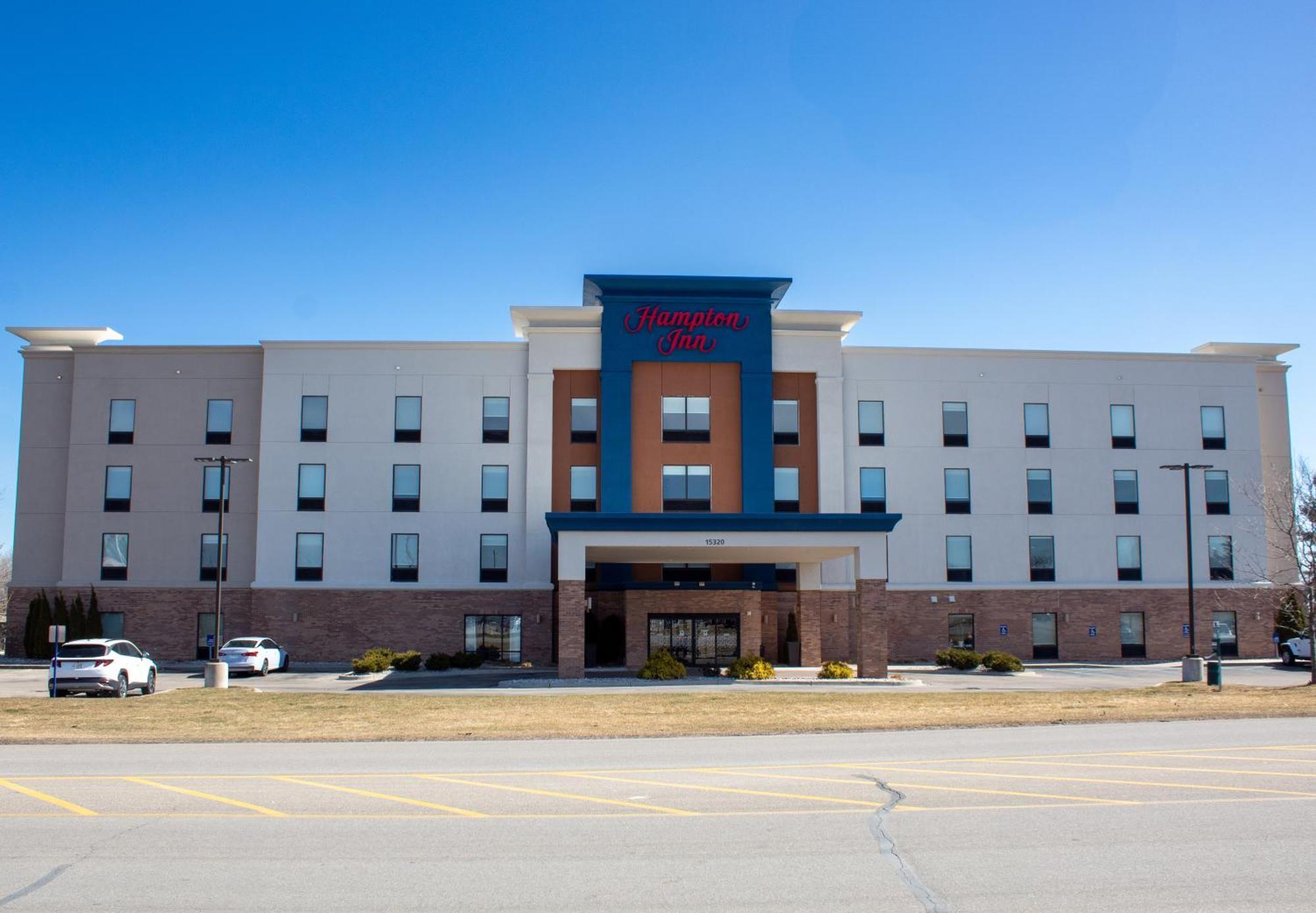 Hampton Inn & Suites Big Rapids, Mi Exterior foto