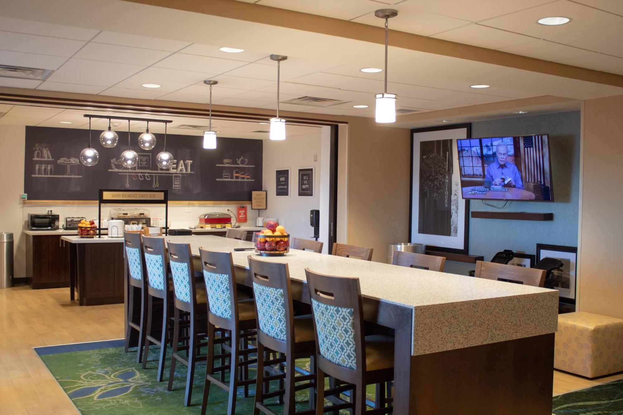 Hampton Inn & Suites Big Rapids, Mi Exterior foto
